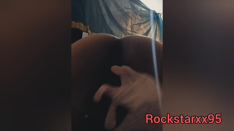 Rack star XX: Indische Desi-vrouw masturbeert