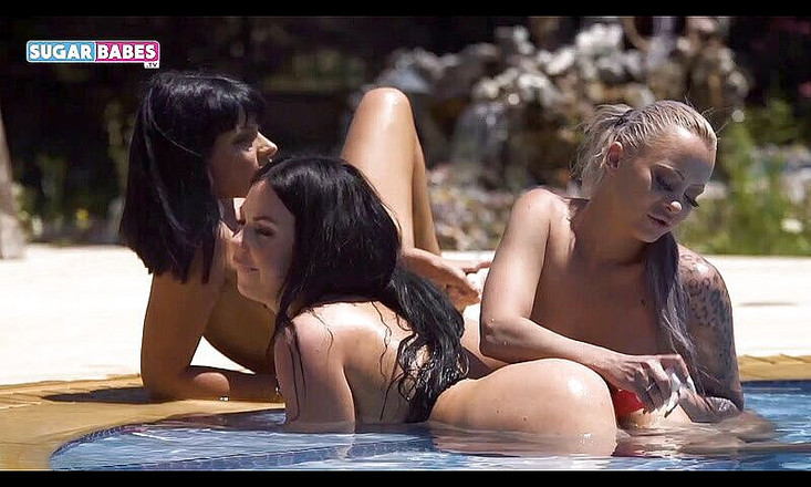 Hot Lesbians: Buitenshuis lesbische compilatie - dvd