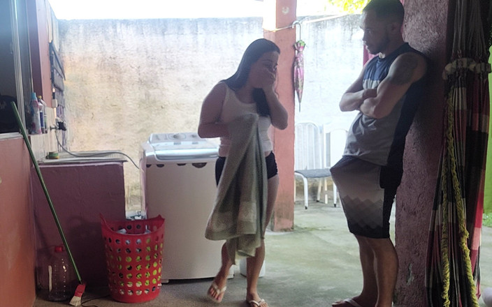 Kasallpimenta: Meine frau ging und das zimmermädchen konnte meinen aufrechten schwanz...