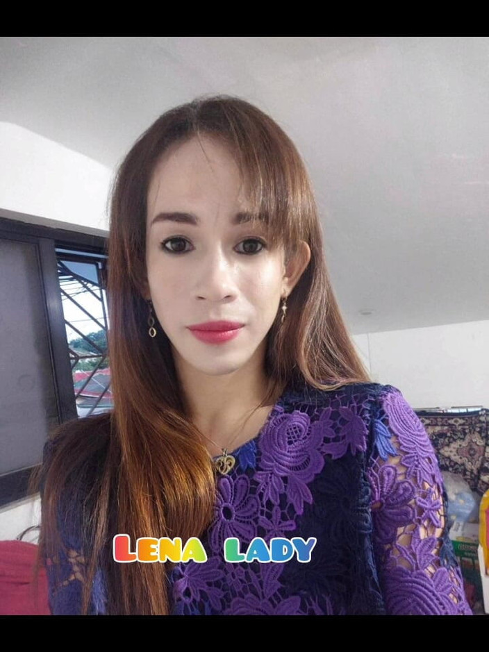 Ladyboy Karl: Sát Ladyboy v Holu