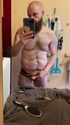 Mike Hun's Porn Shack: Isolation lockdown wanking part 1