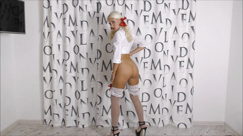 Helena Moeller: टीचर के लिए स्ट्रिपटीज़ कॉलेज वर्दी गंदी बात