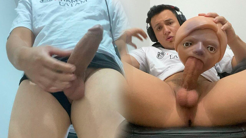 Tomas Styl: Kamu mau nyepong kontol ini ?