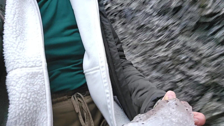 Nerdy_faery: Ice Pee Expedition