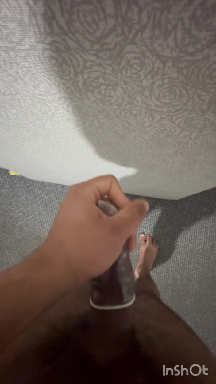 Dick dank: Boy Masturbating in Condom