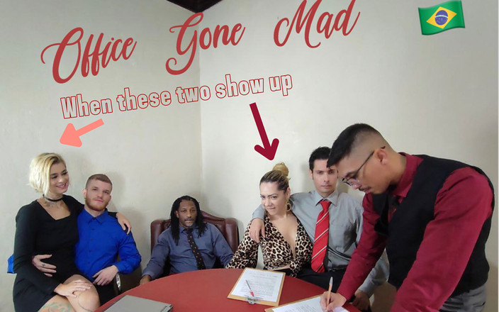 Clarkes Boutaine: Офіс зійшов з розуму, коли з'являється дві блондинки