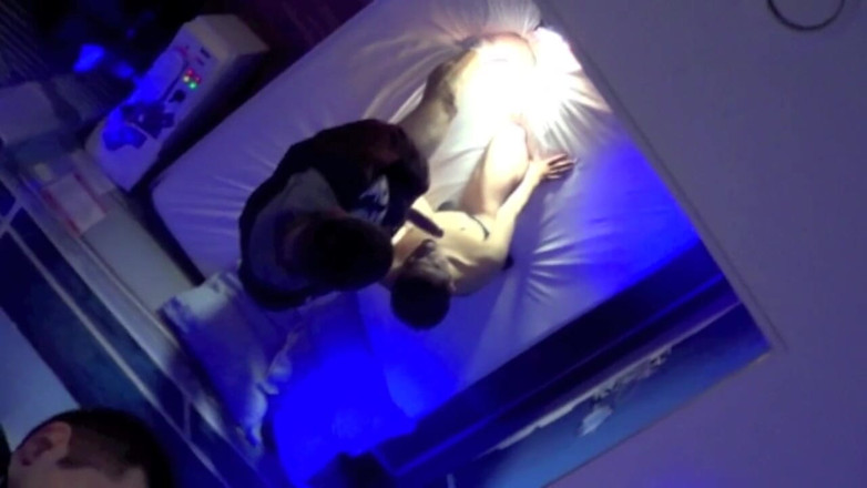 Gaybareback: ラテン系の吸盤と使用によってスカリーボーイ