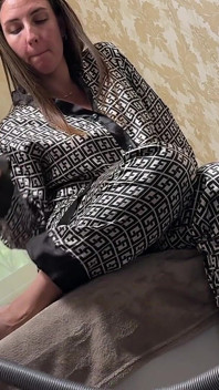 Miele Dirty Lingerie Suck
