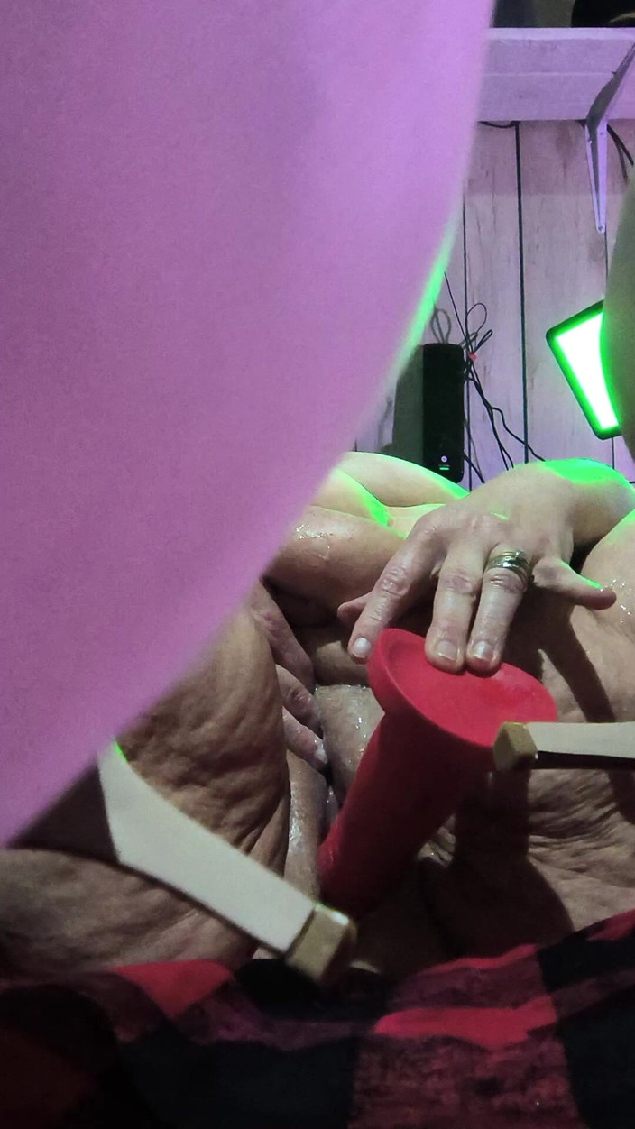 HerculesnVENUS: Glitter heels on your shoulders fuck pelacur dia tidak ingin...