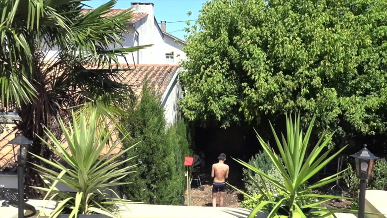 PRIVATE CLUB BIG COCK FUCKERS: Aymric Deville fucked barbeakc outdoor exhib y Alexiz Tivoli