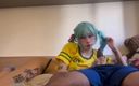 QroZne Studios: Cewek brasil hatsune miku lagi asik nyepong dan ngocok kontol...