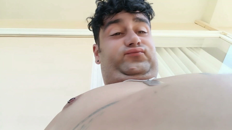Idmir Sugary: I Love My Fat Look - Double Chin, Big Breast and...