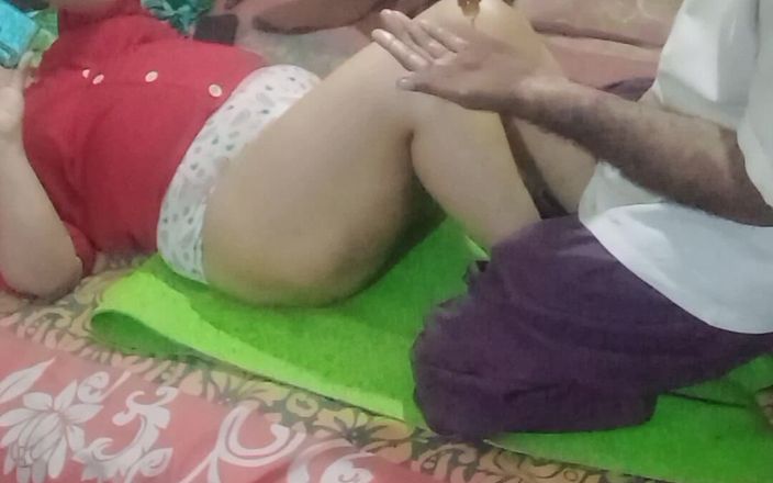 Yasmeen: Pijatan sensual tante seksi india