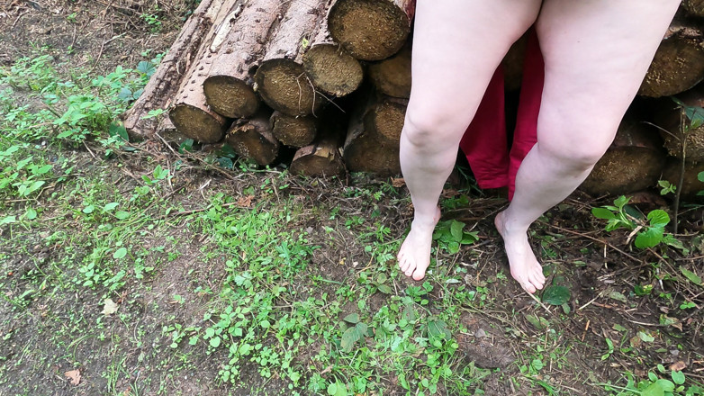 Bouncy Tits Action: Pussy, Ass and Tits Banging on the Forest Path