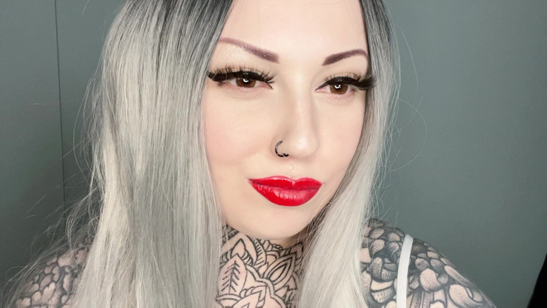 Miss Valentina: Coli di wajah ahegaoku