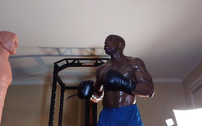 Hallelujah Johnson: Treino de boxe treinamento integrado combina flexibilidade, cardiorrespiratório, núcleo, equilíbrio,...