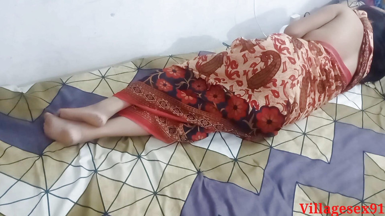Villagesex91: Saya membuatkan adik ipar saya berbohong di atas katil dan...