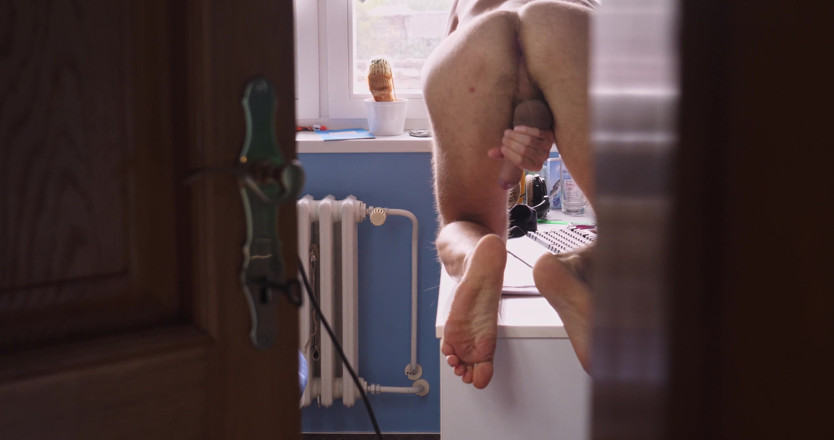 Jerking studs: Rakaman My Flatmate