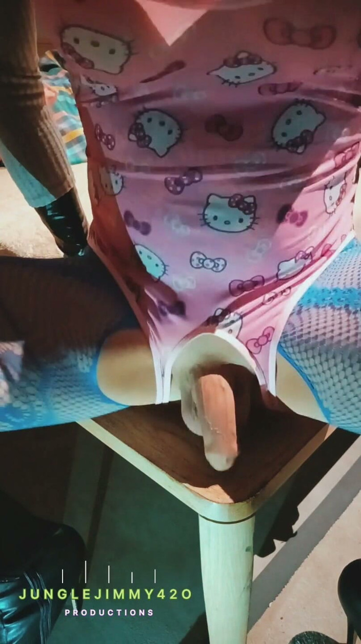El Cheffe: Hello Kitty Hard Anal Dildo