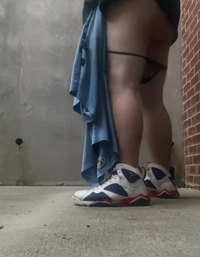 SissySlutUsed: Cross Dressing Quiere Ser Mariquita Perra Obligada a Mostrar Su...