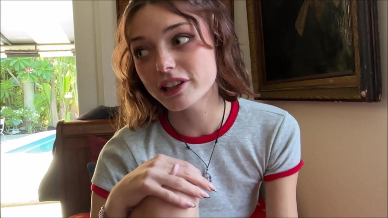 Alex Adams: Làm tình quái đản với chị kế tóc đỏ nhỏ bé - Shrooms...