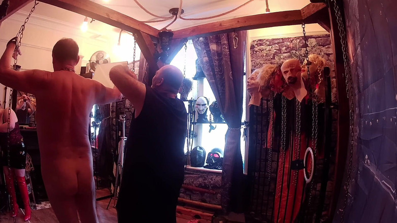 Aaexperiencesltd: 第1部分：- 多米娜萨塔纳，拉尼萨熊和他们的新玩具雏菊。