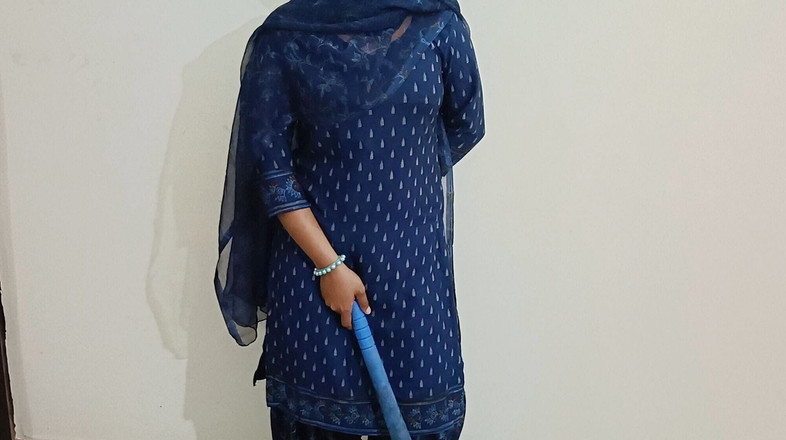 YOURAMRITA04: Індійська сільська зведена сестра дезі вперше трахалася зі зведеним братом