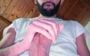 Camilo Brown: Intense masturbation with spit before bed