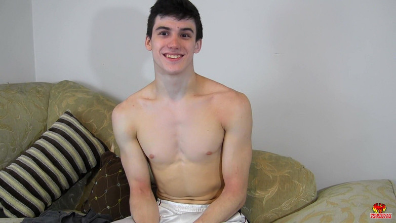 Phoenixxx: Nyfiken hetero kille matt!