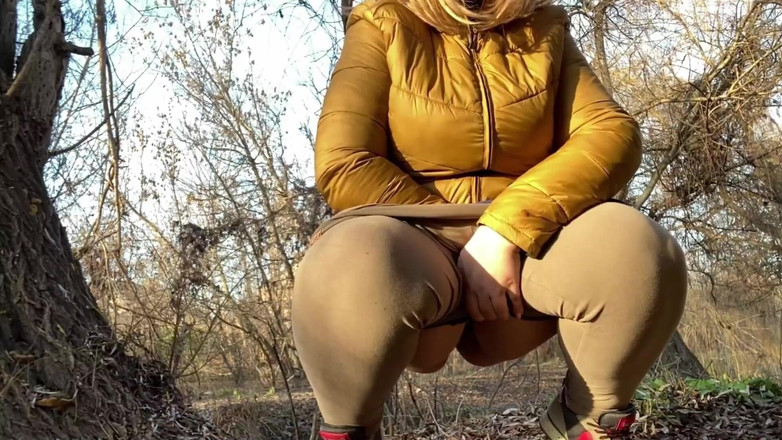 OurFetishLife: Il mondo acquatico di una suocera matura