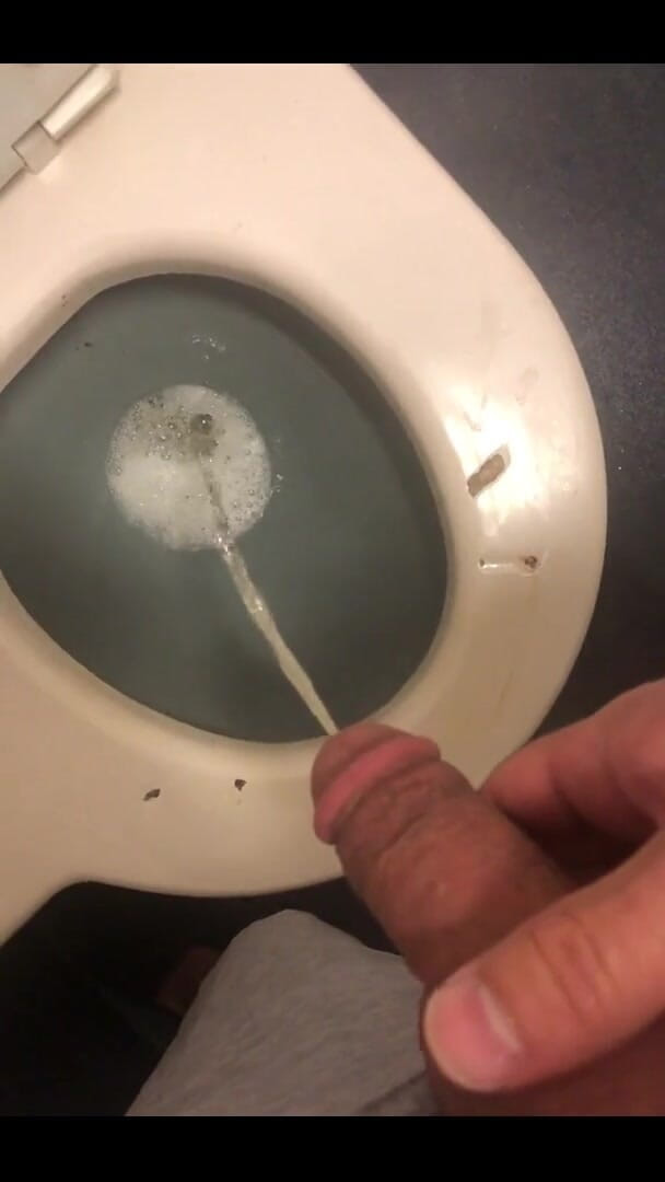 Reese Rideout: A Piss Video