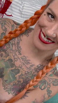 Alt Goddess Quinn Carter POV Handjob and Swallows It All
