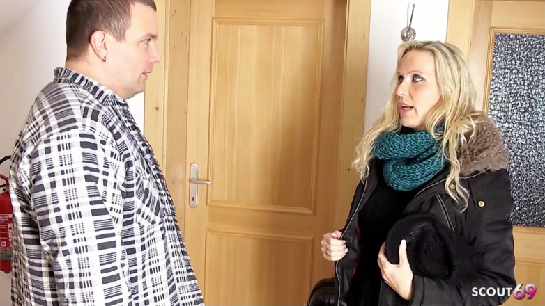 Full porn collection: Guy with Blonde MILF Julia Goes Home with Her and...