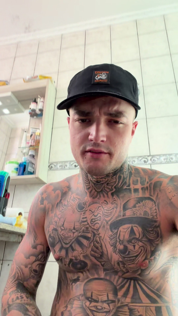Erick Diaz: I Want to Cum on Your Face