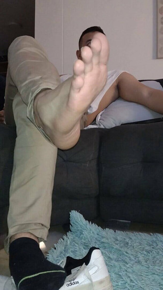 Tomas Styl: Male Feet Worship
