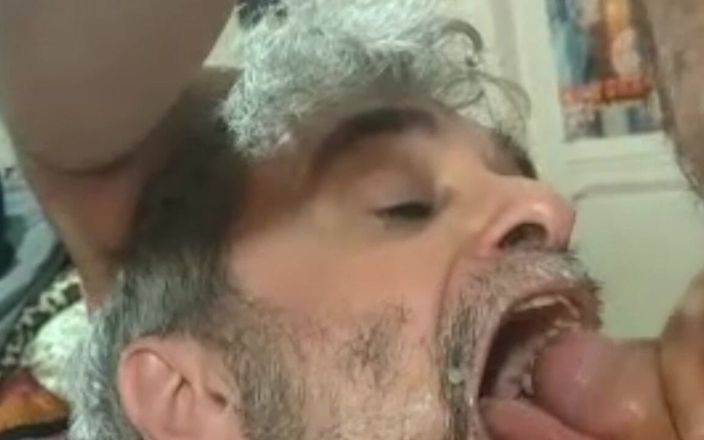 Nypster: En cuatro con oso anonimous Clip caliente!