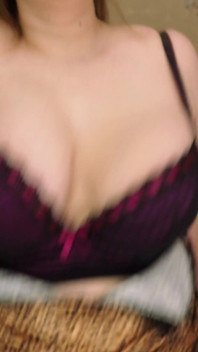 Bouncing Boobs in Bra, 4 Bras