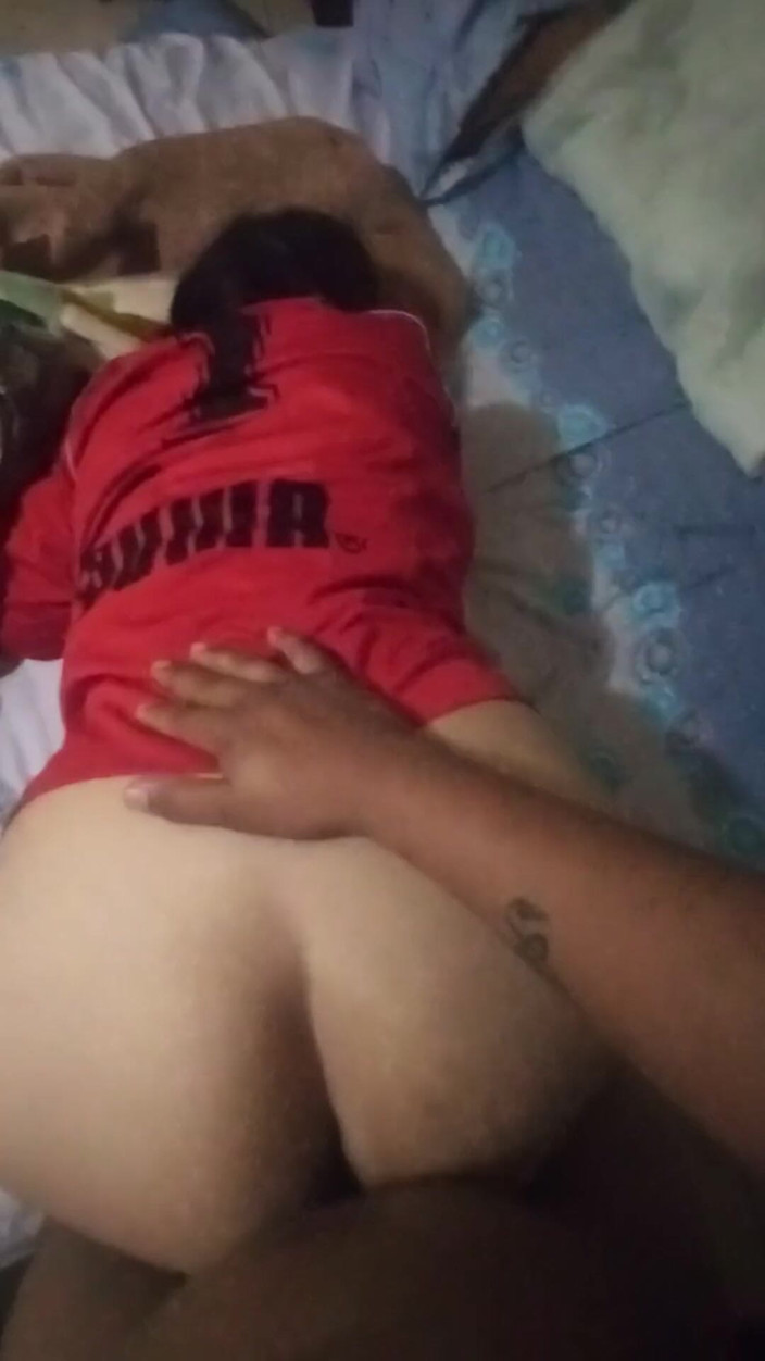 E-Alfa: Op zijn hondjes latina grote kont geneukt op zijn hondjes...