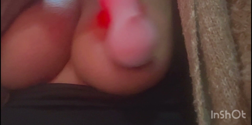 Thepinkbutterfly: Nipple Play Gets Me Too Horny
