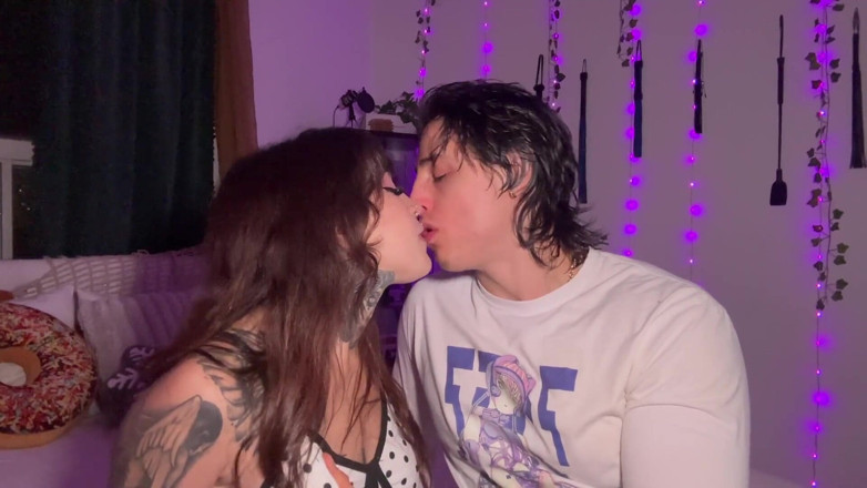 Gattouz0: I Broke Her Bed on the First Date