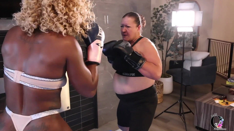 Lady O: Sugar Diamond Vs Lady O Boxing