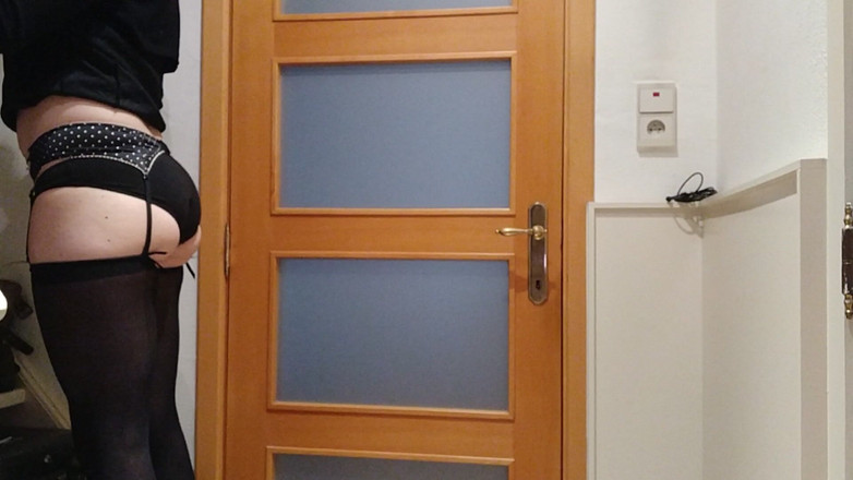 Joslin: Montre mes vêtements et porte-jarretelles