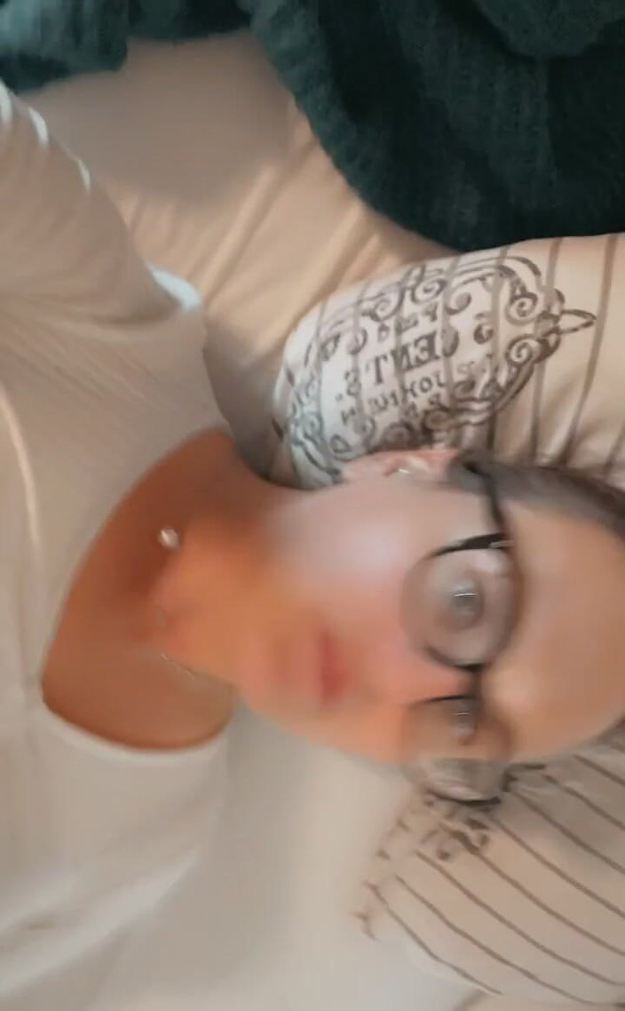 Lene Love: 所以操宝贝，u com 不到 1 分钟