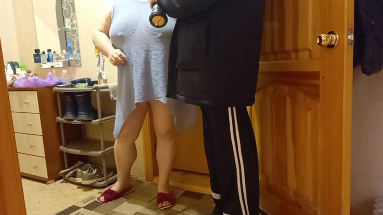 Zona901: Jerking off with a sex toy to a courier