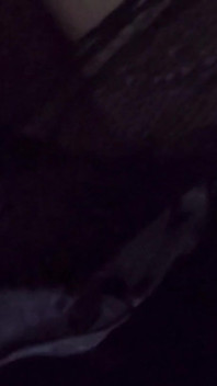 Yalnız azgın travesti büyük zenci yarağı dildo alıyor