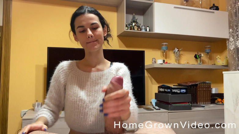 Homegrown Video: Pengiriman pizza yang sangat panas