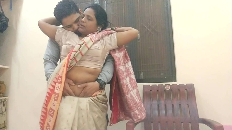 Popmini: India cachonda profesora folla en hermoso sari con estudiante en...