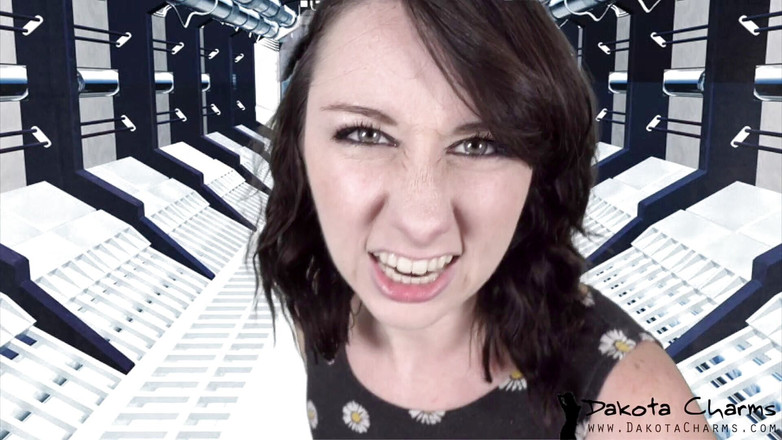 Dakota Charms: Grote alien met een kleine penis