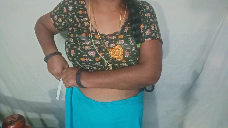 Priyanka314: Dragoste fierbinte cu mătușă indiancă din satul tamil