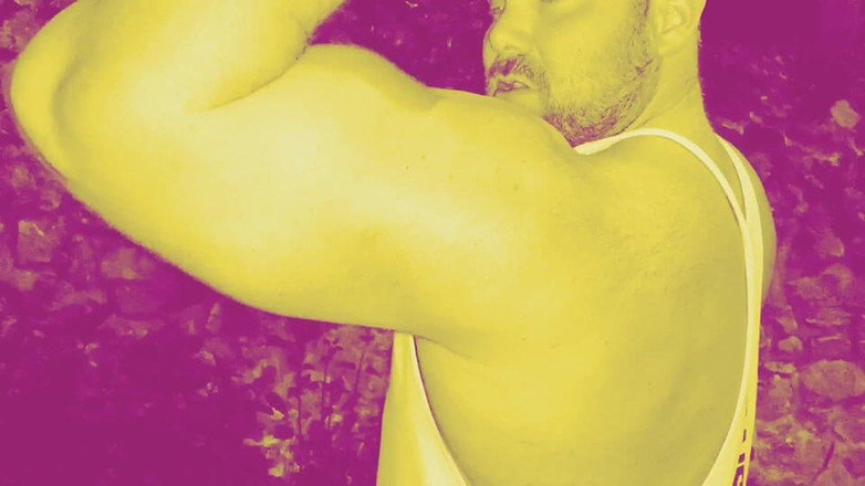 Jack stacked: După sală, flexând în parc